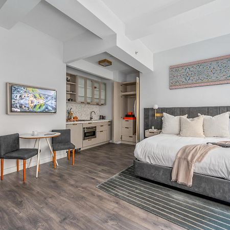 17John Aparthotel New York Bagian luar foto